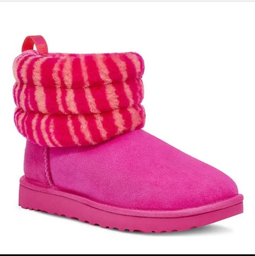 UGG® Fluff Mini Quilt Zebra Booties pink suede Toddler size 8